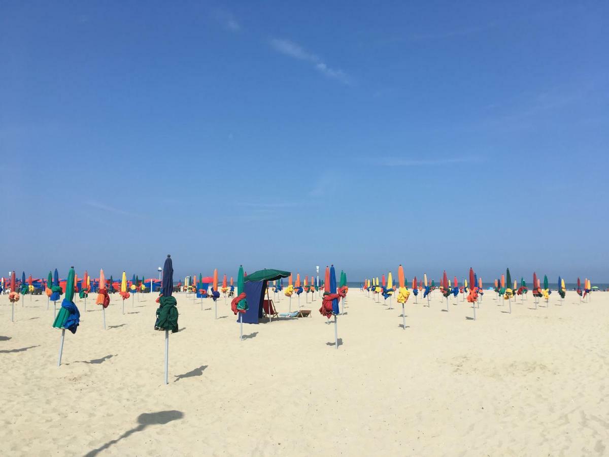 L'Atelier Des Planches Apartment Deauville Luaran gambar